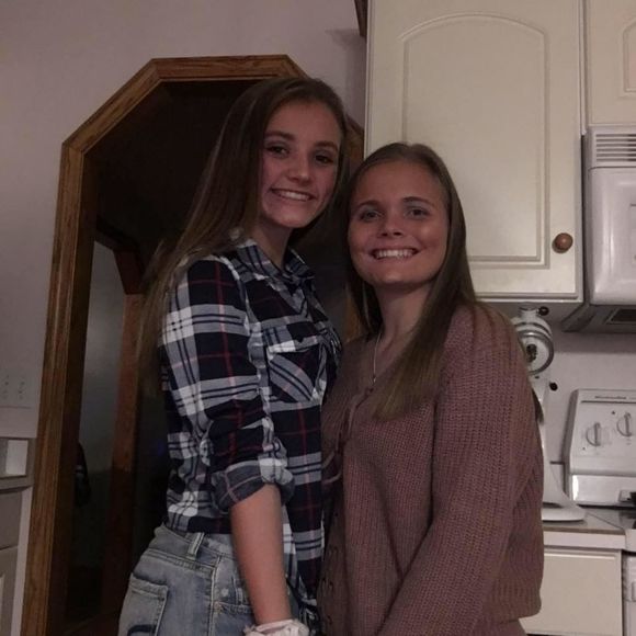 Meet your Posher, Alex - Picture 1 of 1